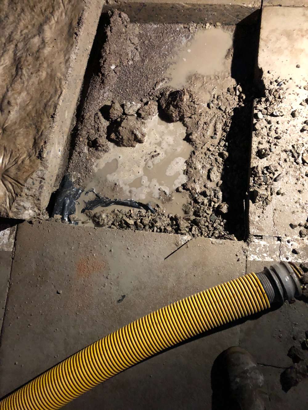 Burst pipe Fix 2 - Emergency plumbing in Townsville