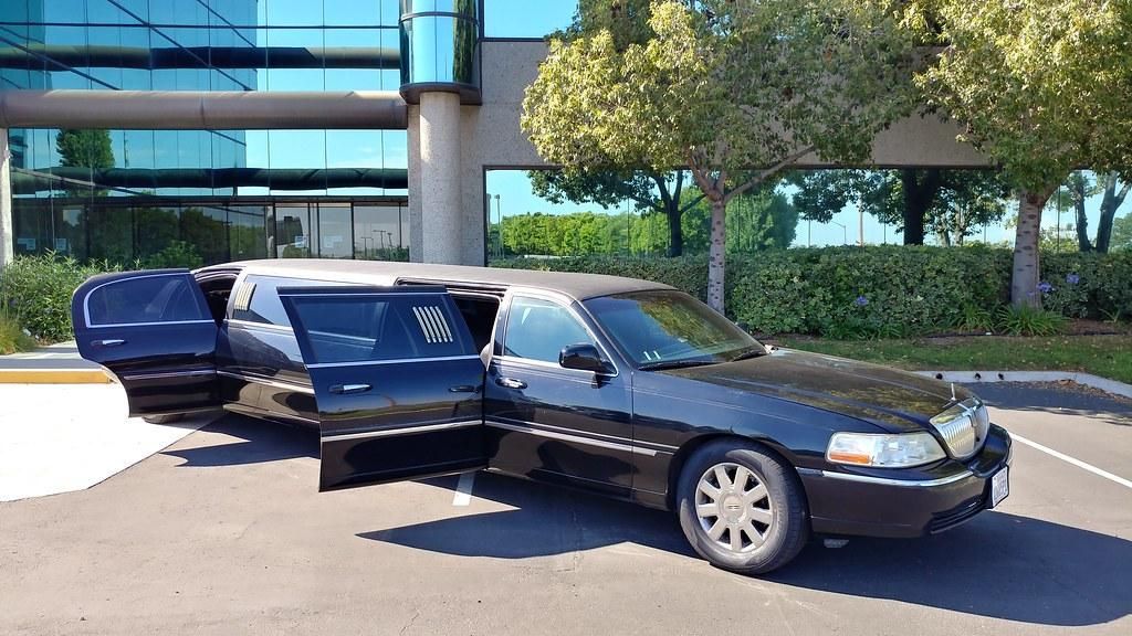 Lincoln limo san diego