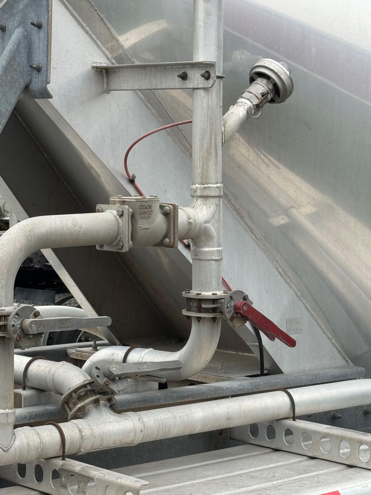 blue mountain tractor trailer service 