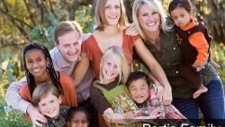 A group of people are posing for a picture together.