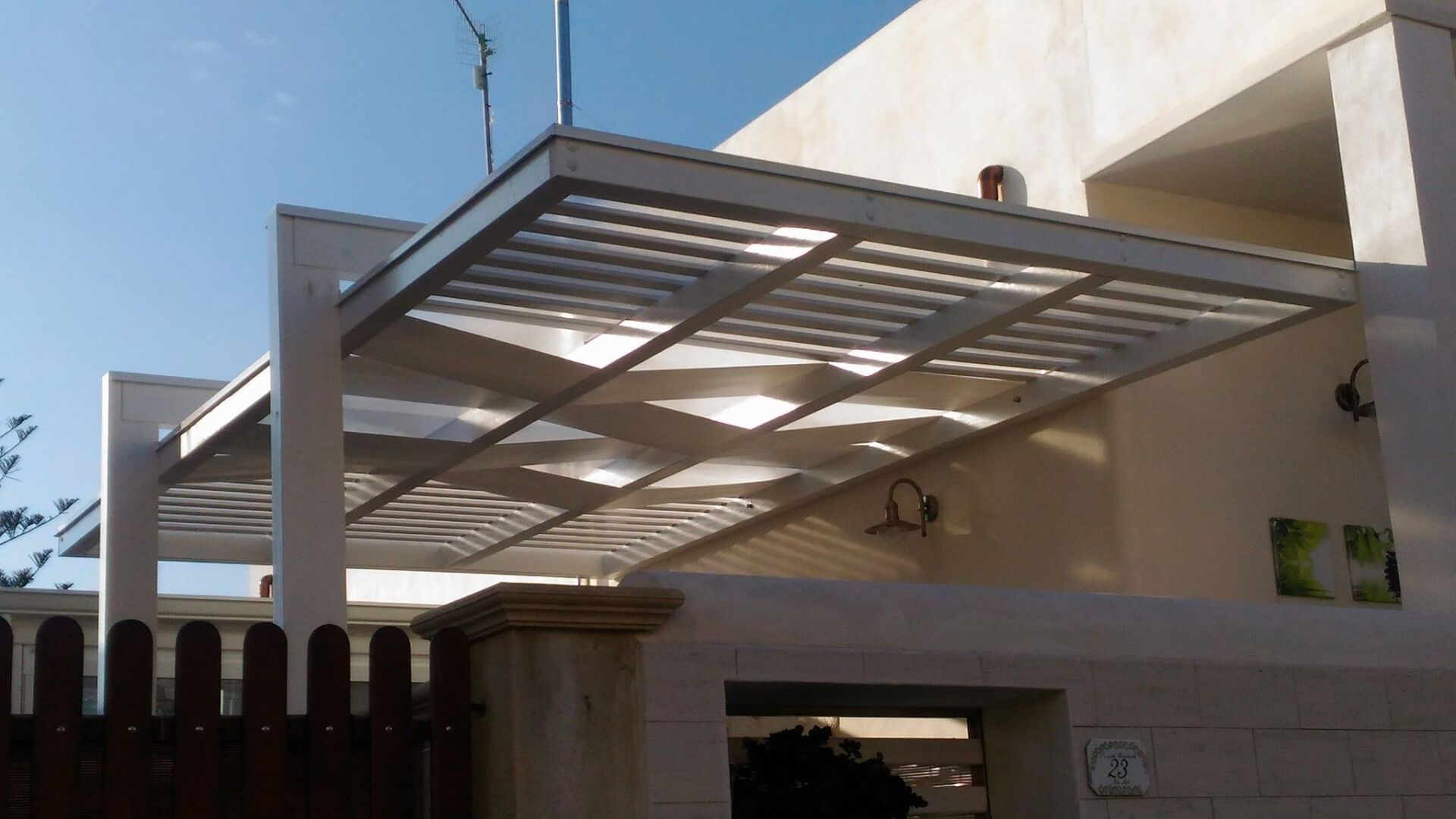 Copertura personalizzata in legno