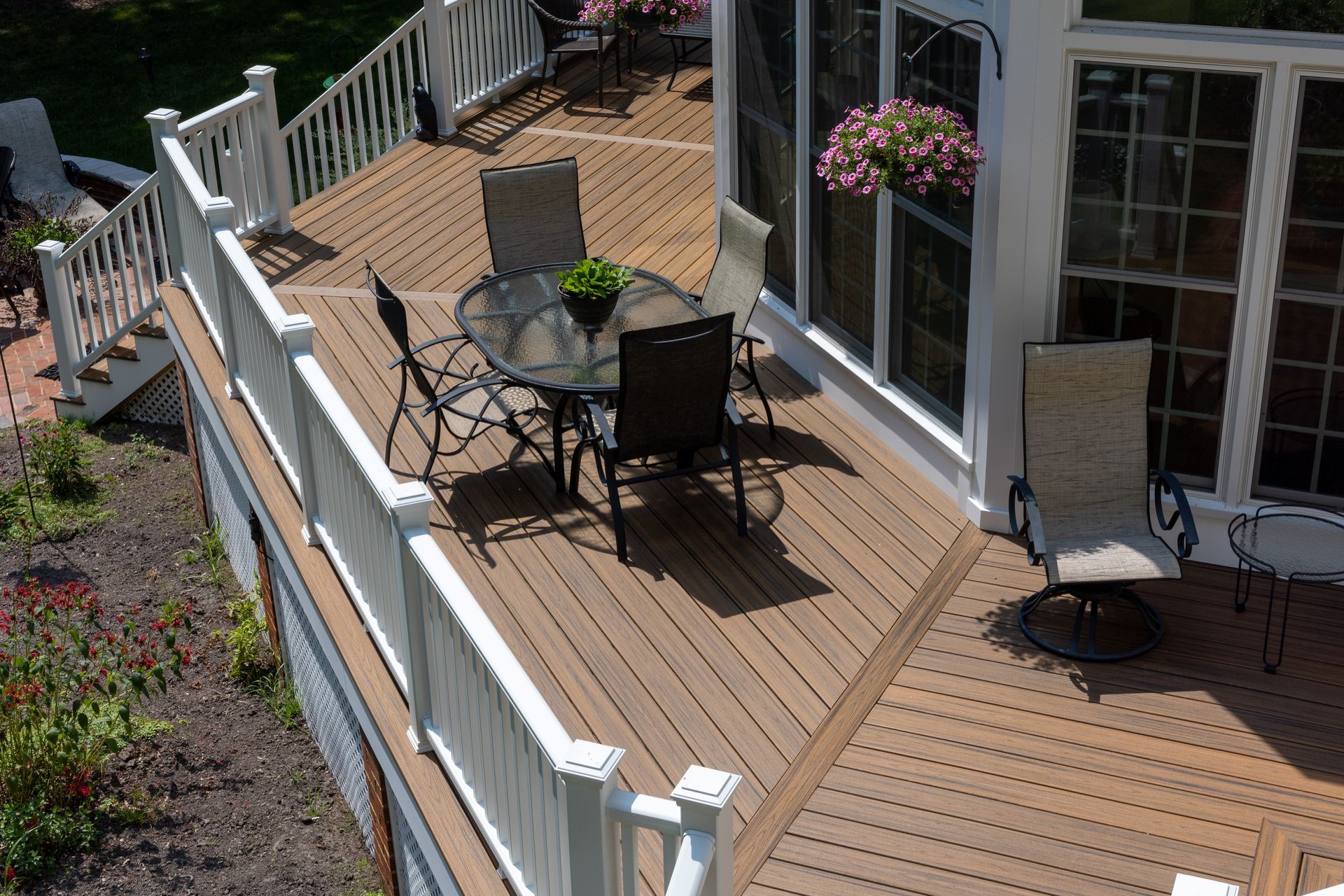 Chesterfield Custom Features