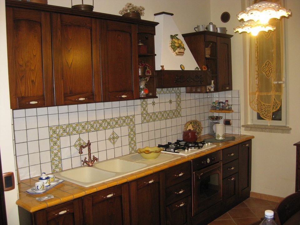 cucina in muratura in legno massello