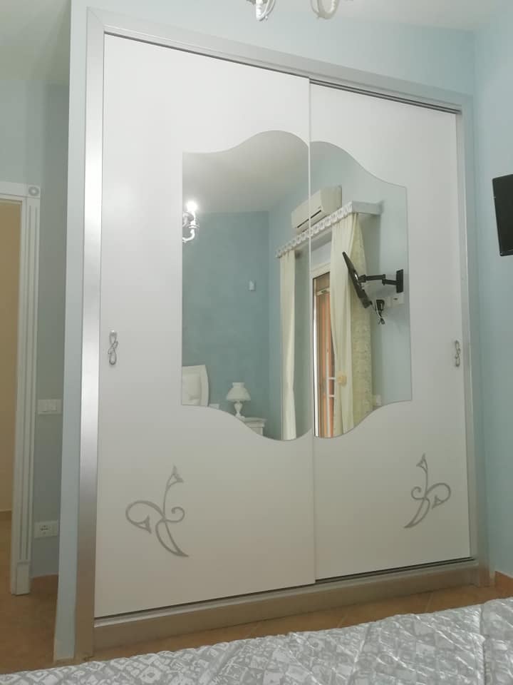 armadio in una camera da letto