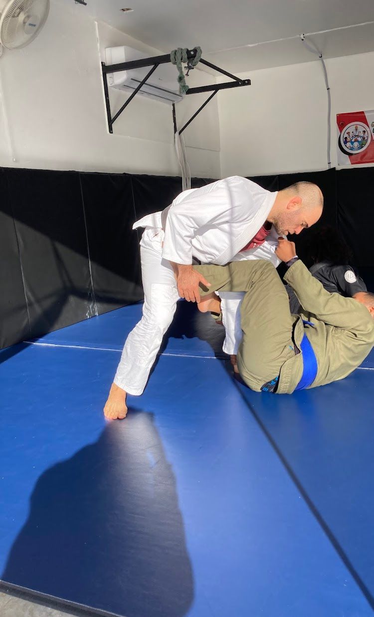 Coach Mark passing the guard.