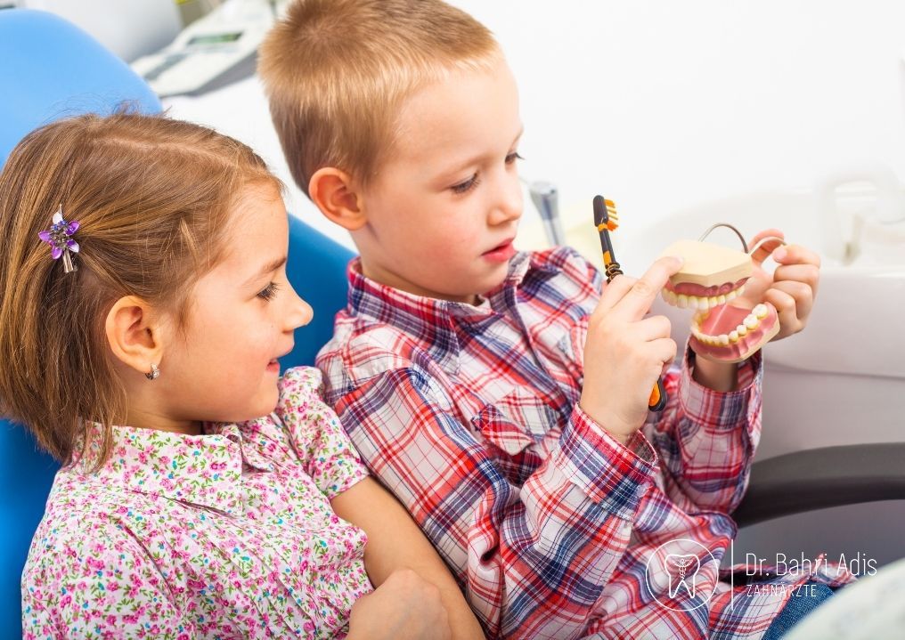 Kinderzahnarzt in Zürich – liebevolle Zahnbehandlung für Kinder bei Sanitas Dental Care