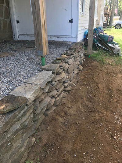 natural stone retaining wall by laurelwood landscapes