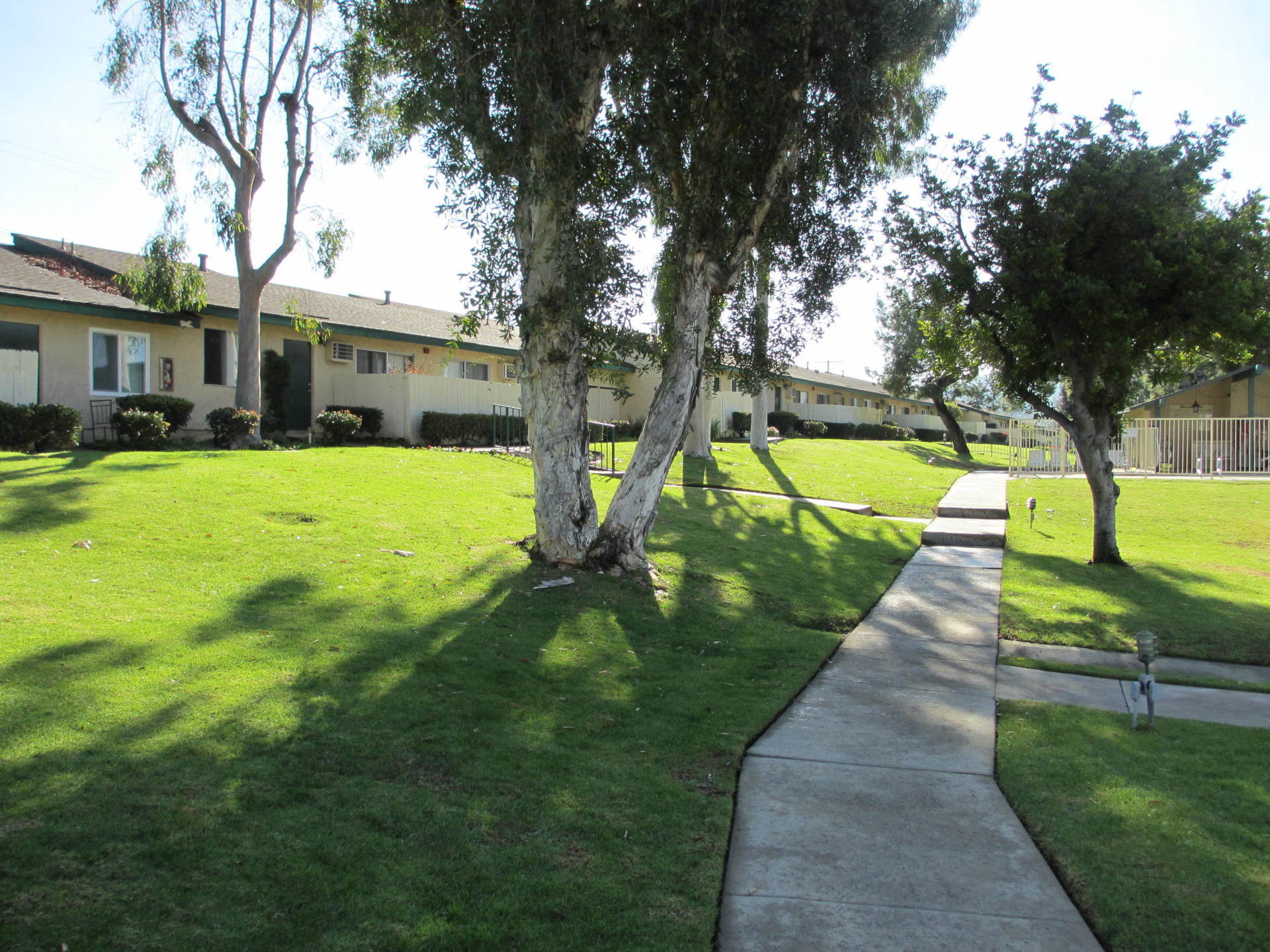 Woodcrest Rowland Heights, CA Apartment Homes