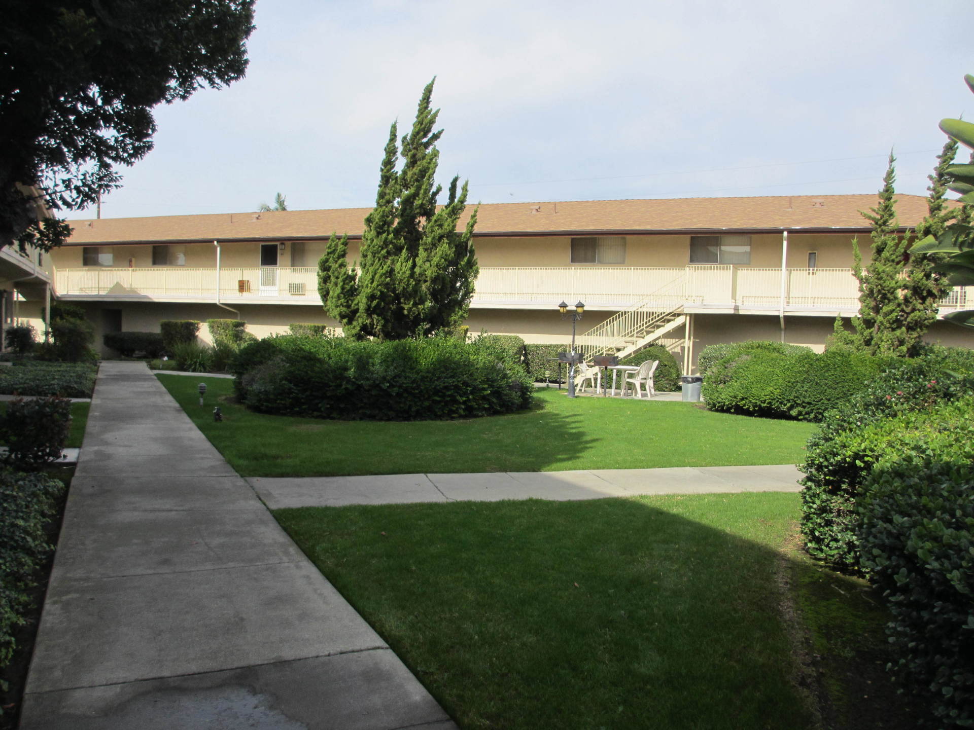 East Whittier terrace gallery