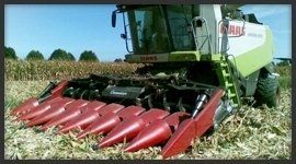 Lavori agricoli con le macchine