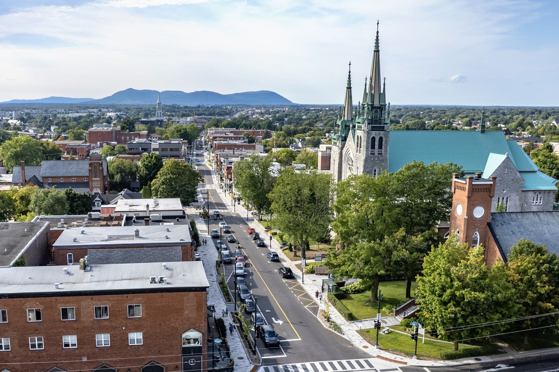 Vue aérienne de Granby avec l'église