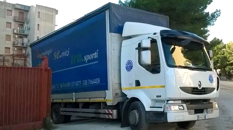 camion per traslochi a noleggio