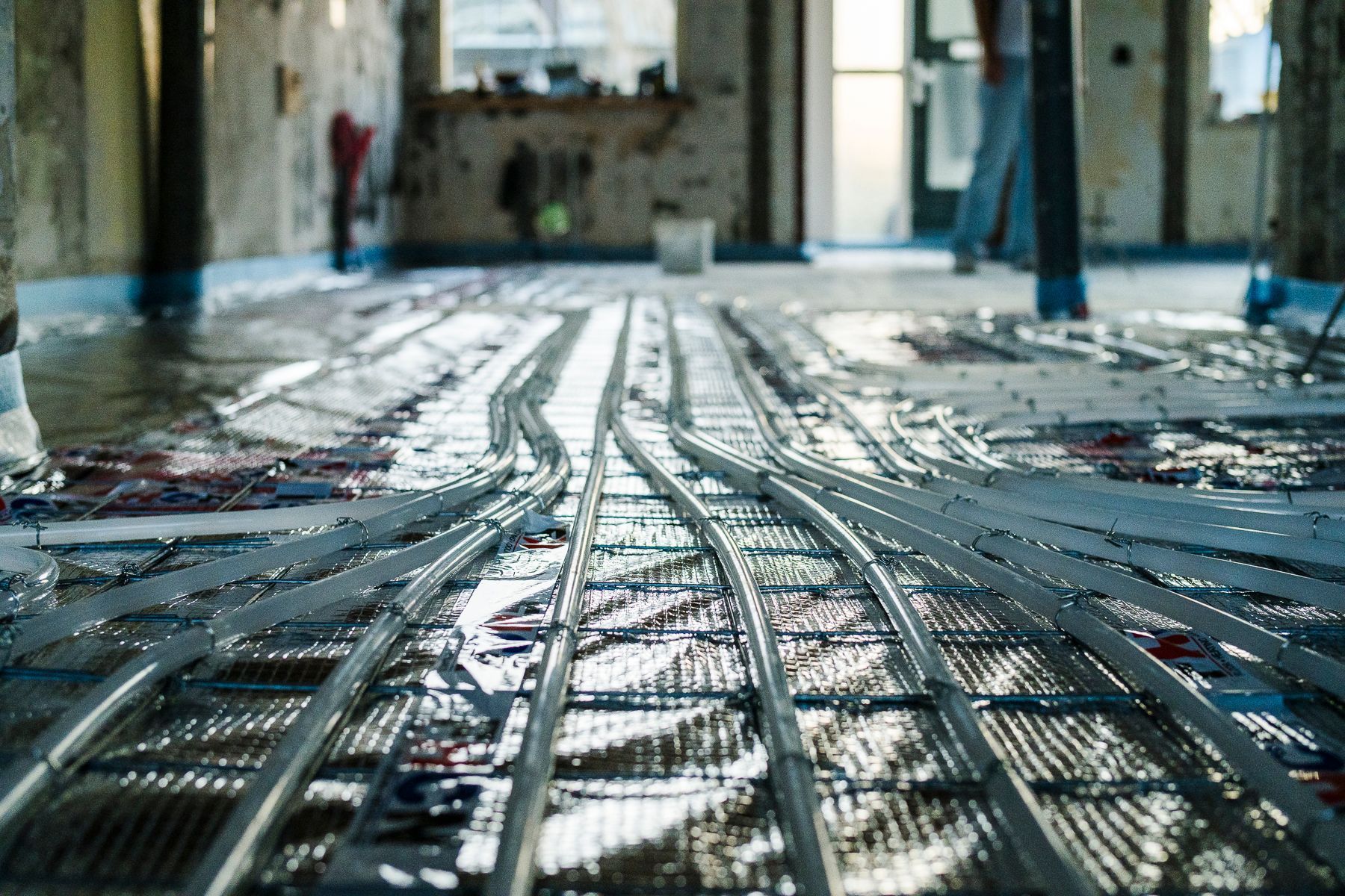 vloer renovatie inclusief aanleggen vloerverwarming