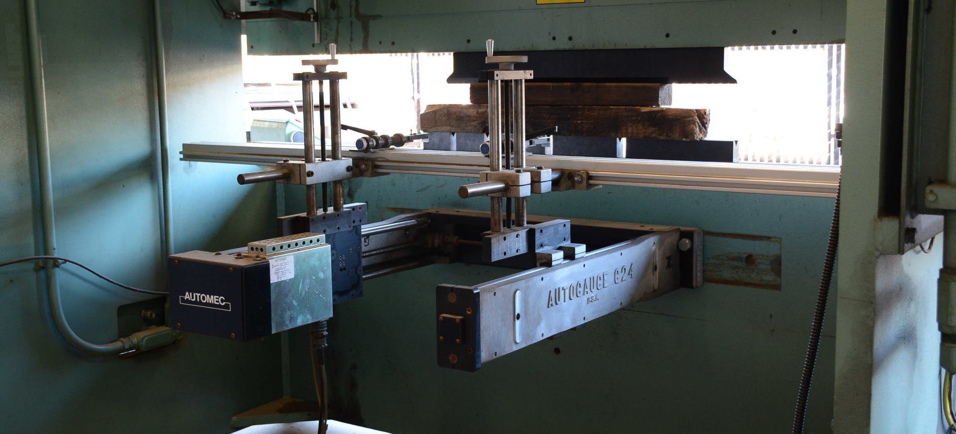 Automec backgauge control upgrades