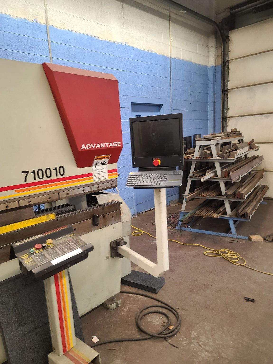 Accurpress ETS 3000 Press Brake with the PC800 Control retrofit by PC Controls