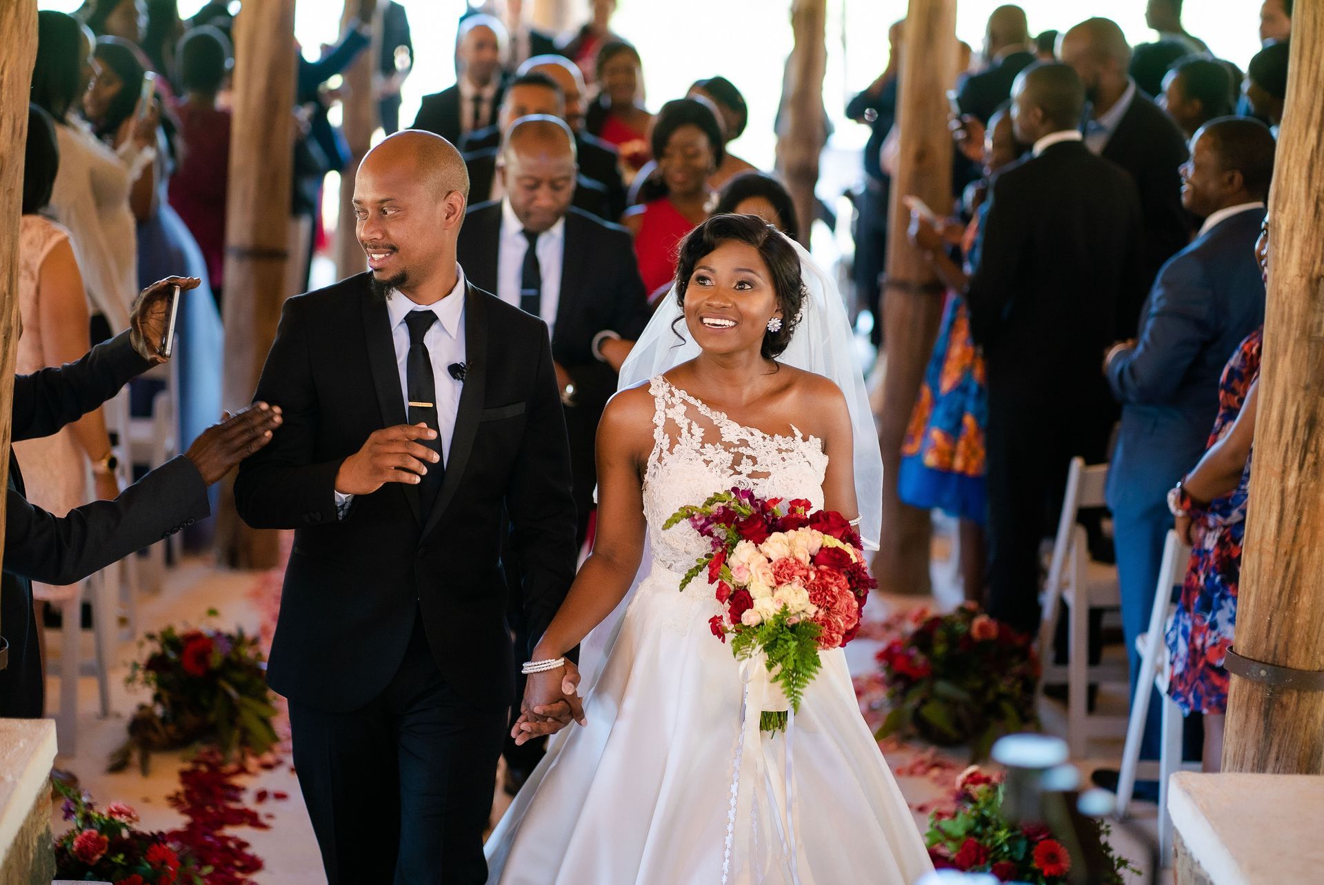 Zimbabwe Coupe Participates in Sand Unity Ceremony at Wedding