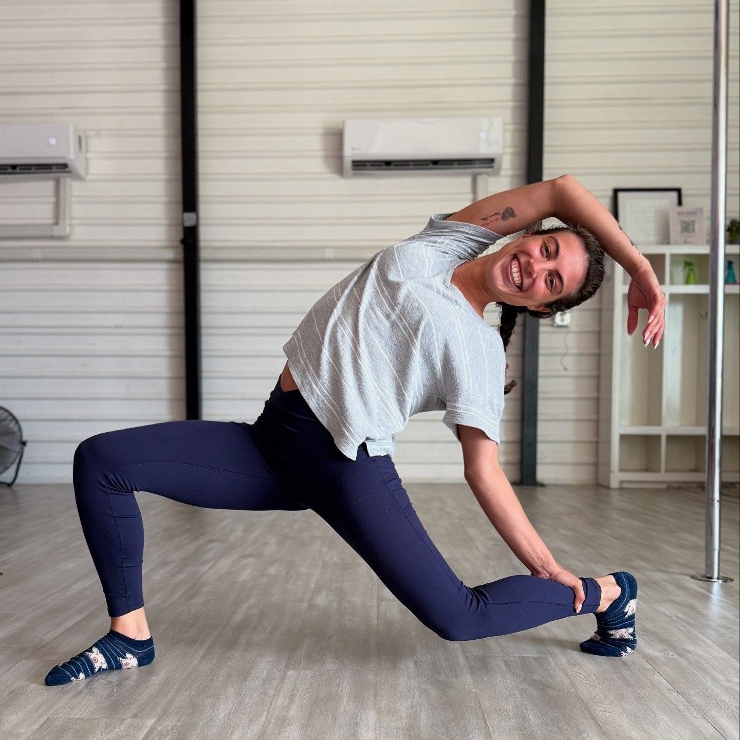 yoga and mimosas lubbock, yoga lubbock tx, yoga classes in lubbock texas, yoga near me, beginner yoga, easy yoga, fun yoga classes