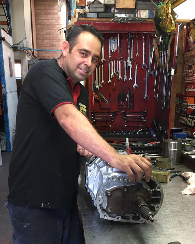 Man repairing gearbox | Ingleburn, NSW | Gearbox Express