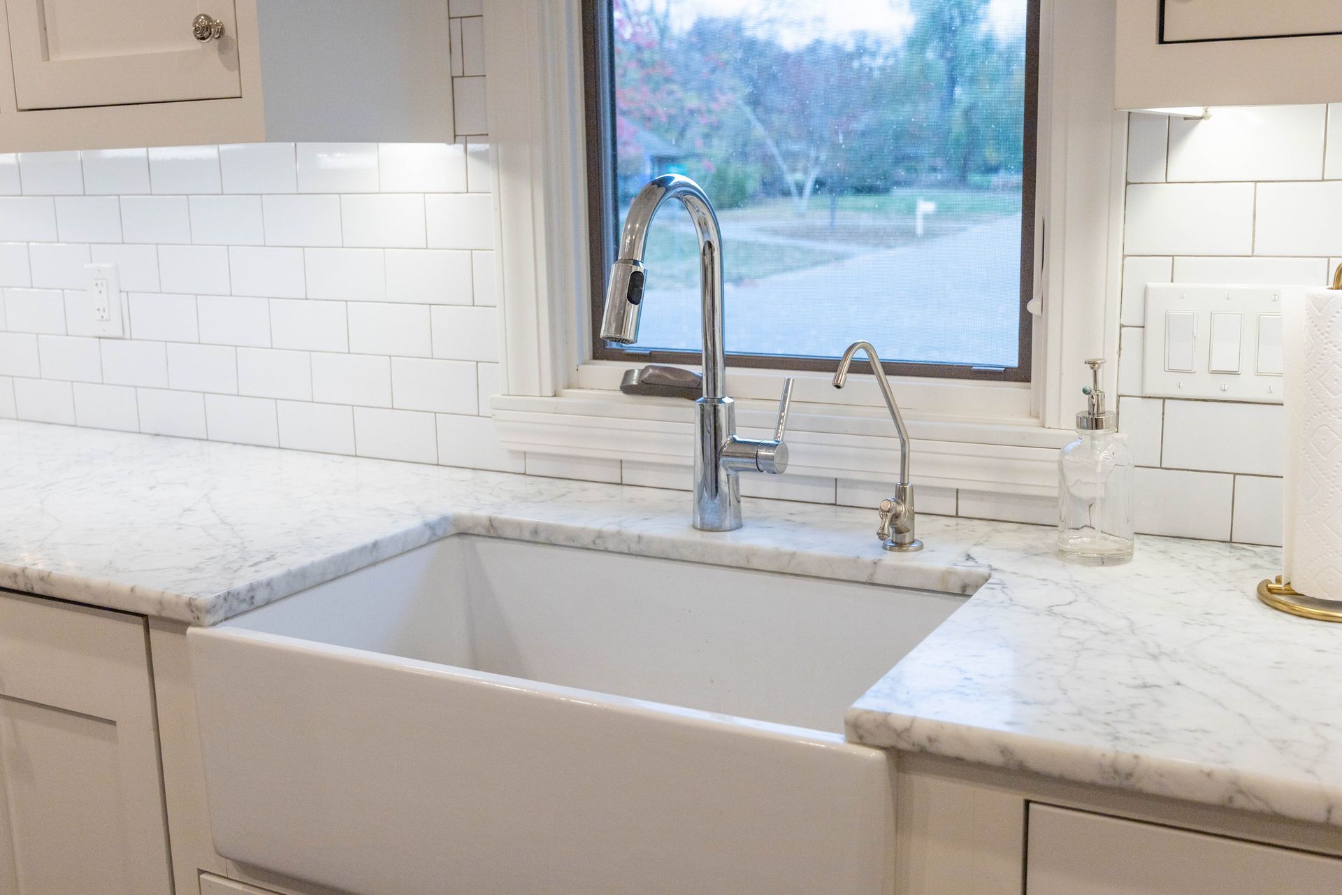 Running bathroom faucet after a Blue Yeti installation