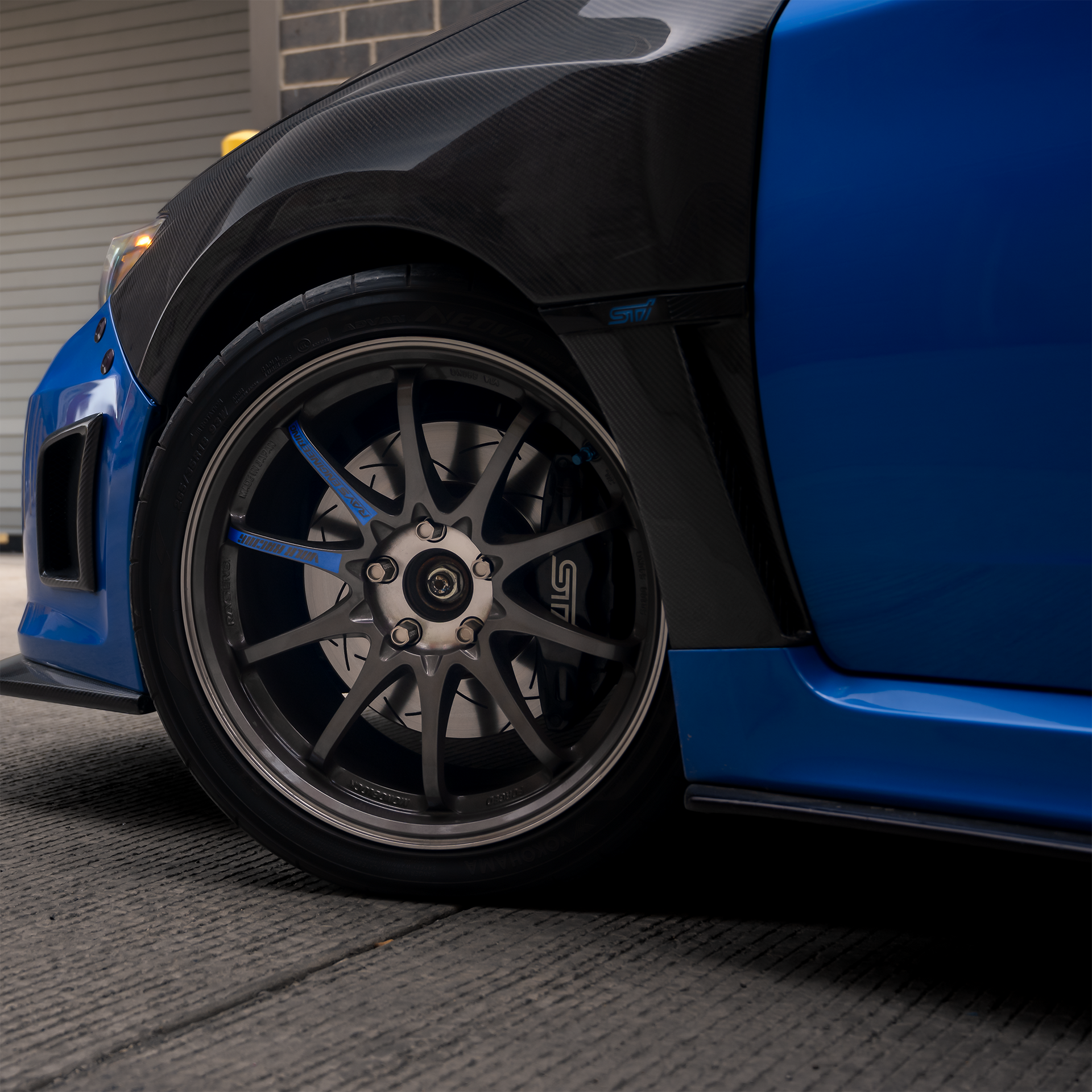 CE28 Rays wheels on GR hatch