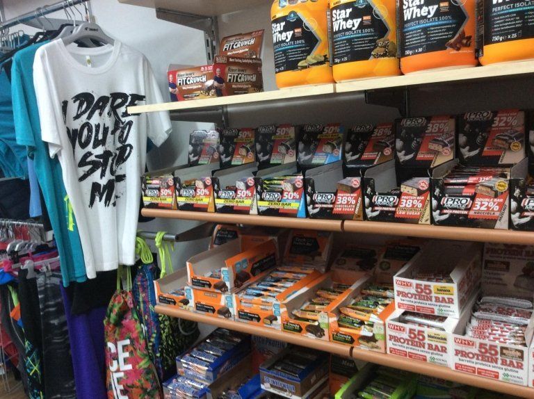 assortimento di barrette proteiche e dietetiche