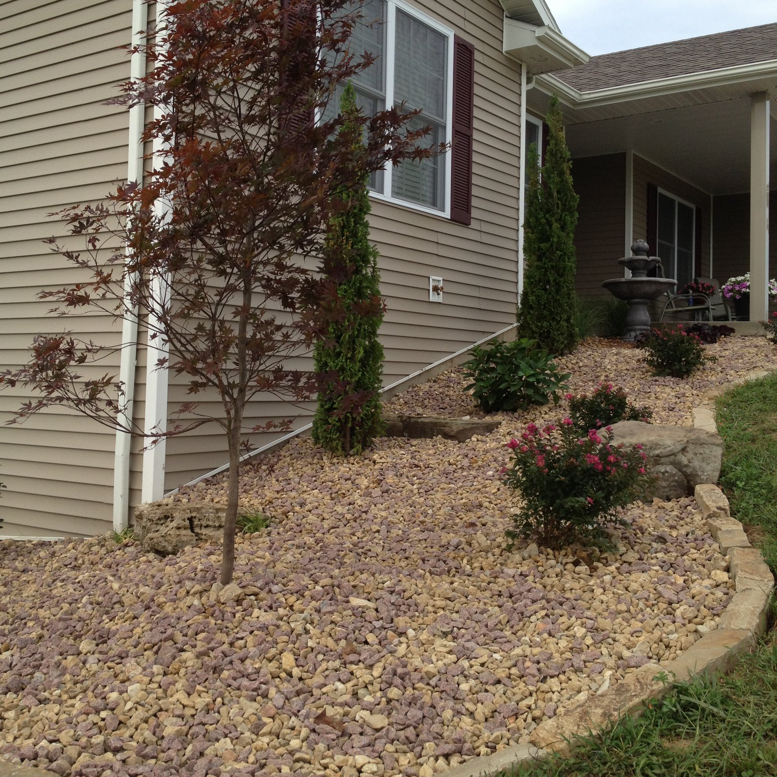 Our tumbled edging stone works beautifully in Jefferson City landscapes.