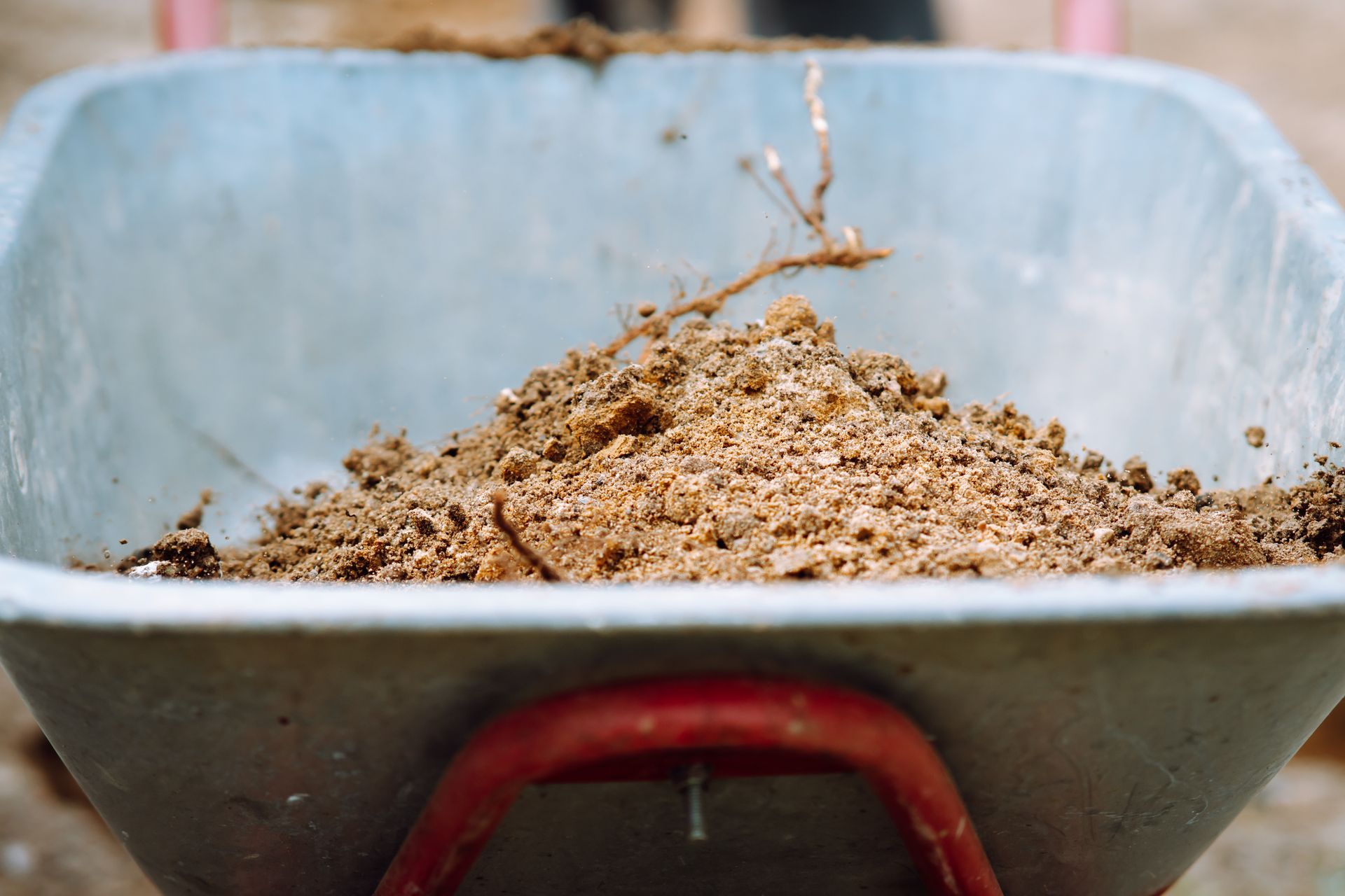 Contact Boulder Creek Lawn & Landscape to Find Quality Bone Meal Fertilizer in Jefferson City, MO.