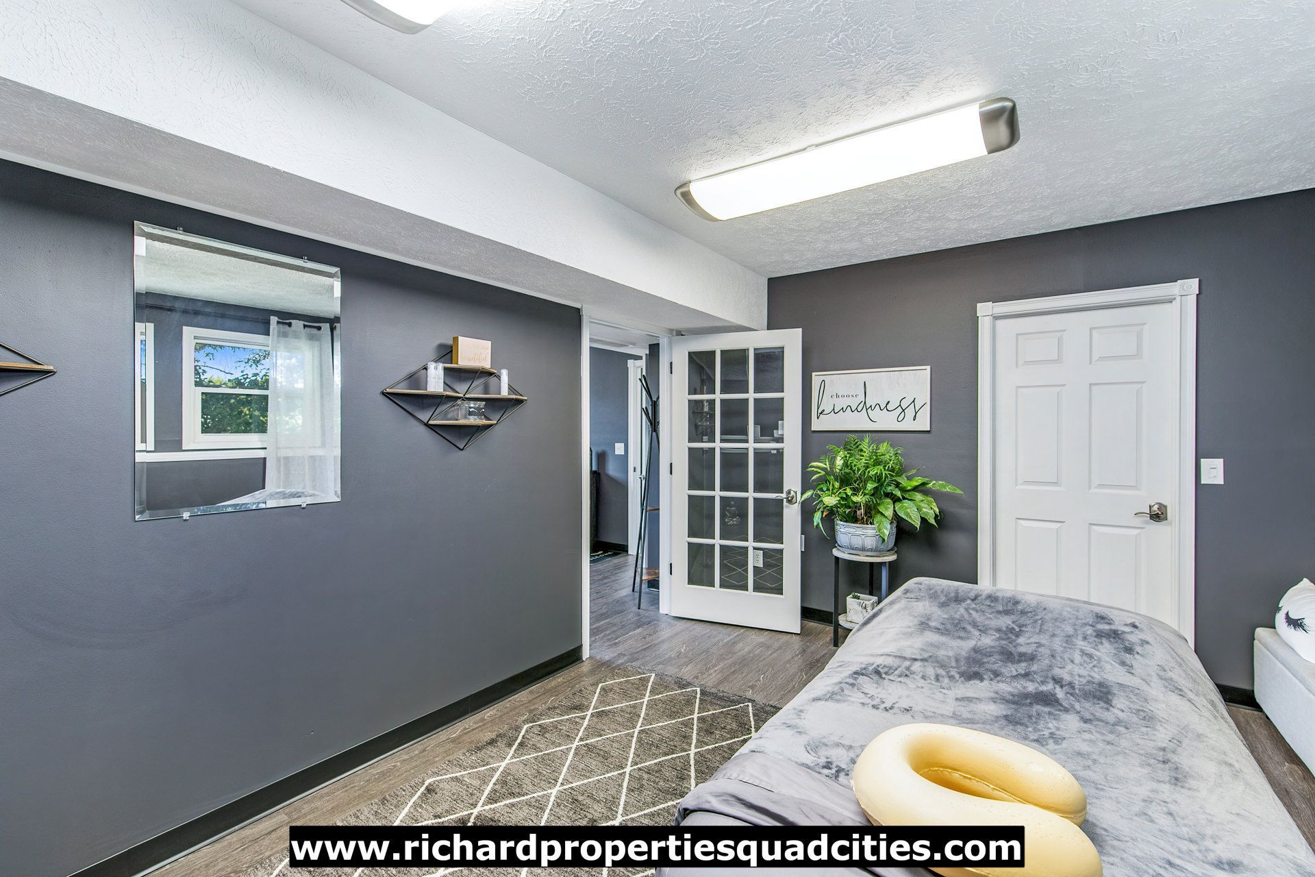 2705 Kimberly Rd Bettendorf