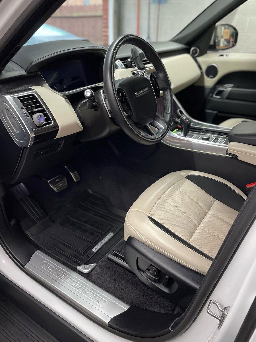 Range Rover Interior