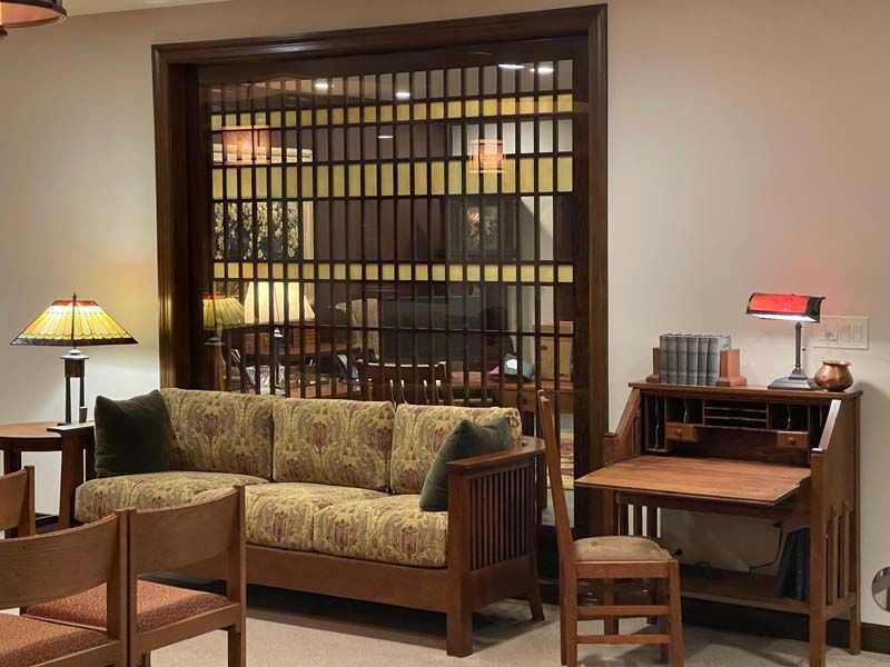 Exterior and interior photos of Hultgren Funeral Home and Cremation Center Carol Stream Location