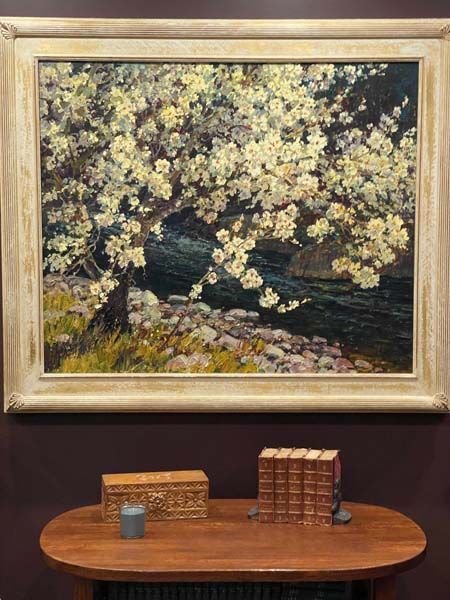 Exterior and interior photos of Hultgren Funeral Home and Cremation Center Carol Stream Location