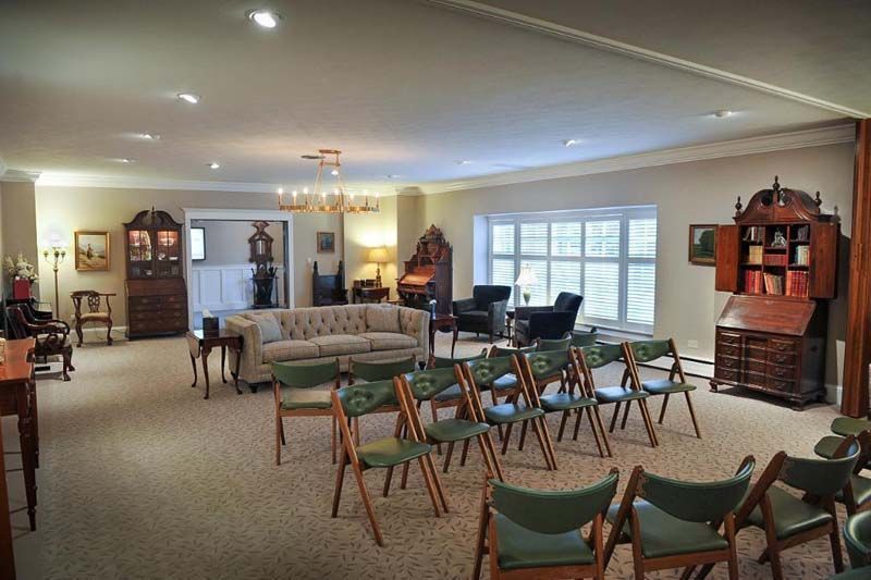 Exterior and interior photos of Hultgren Funeral Home and Cremation Center Wheaton Location
