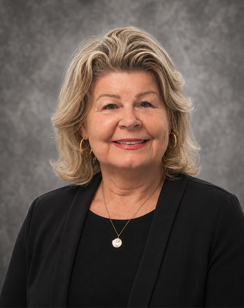 Diane Headshot - Investment Associate