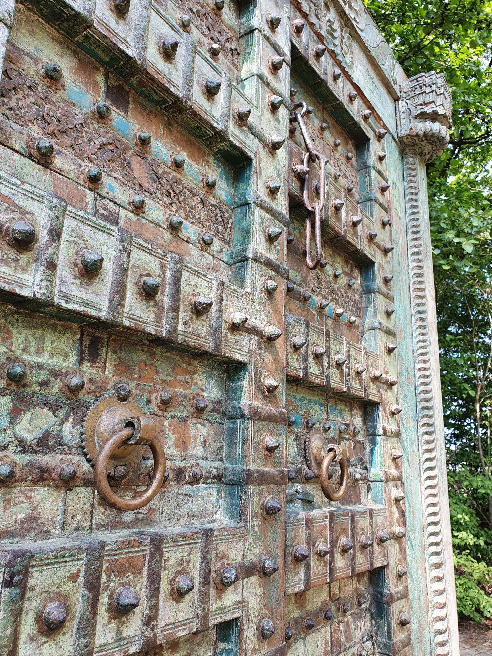 Grote poortdeurkast Almirah blauw groen uit India