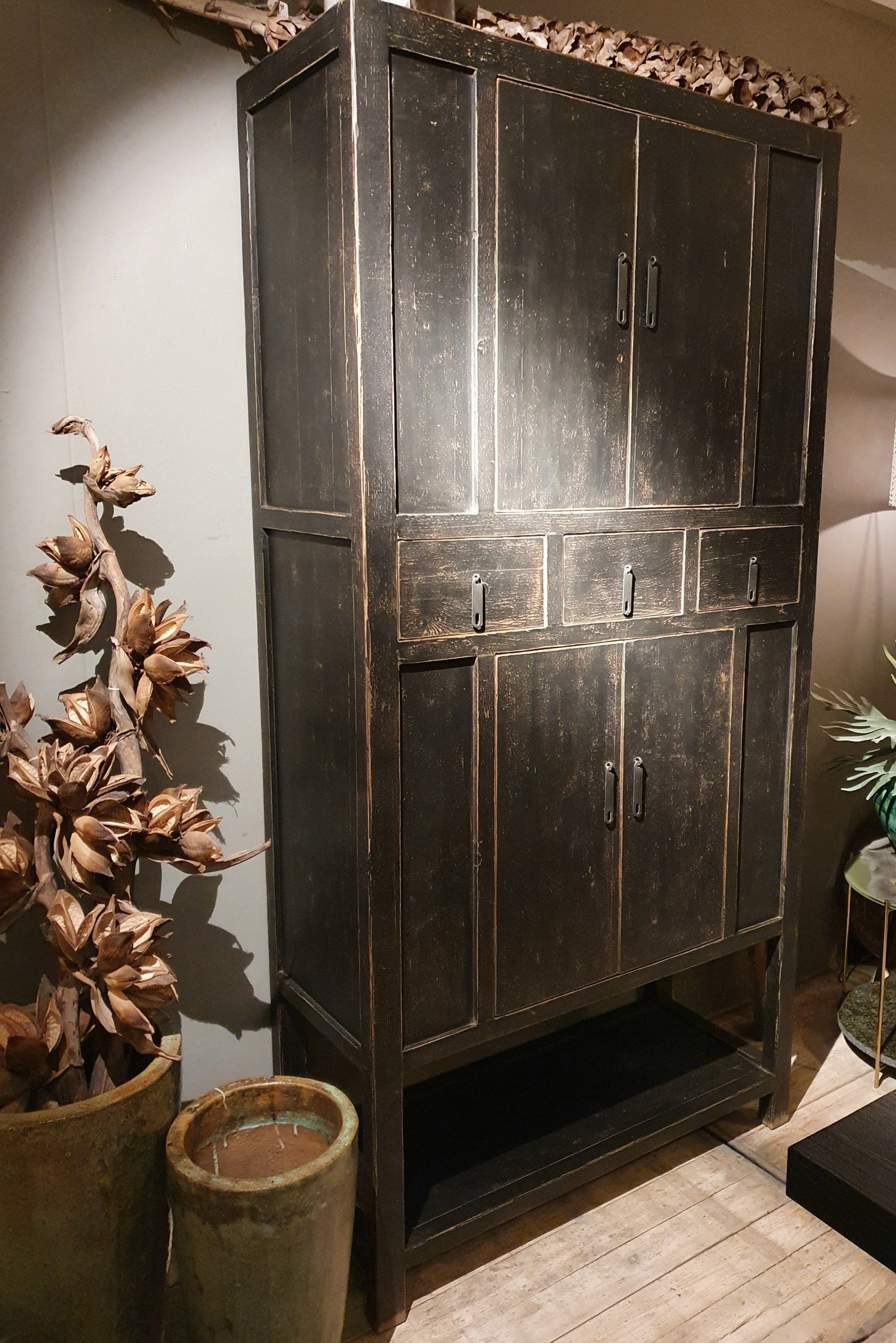 Dichte oude Chinese kast zwart Elm hout