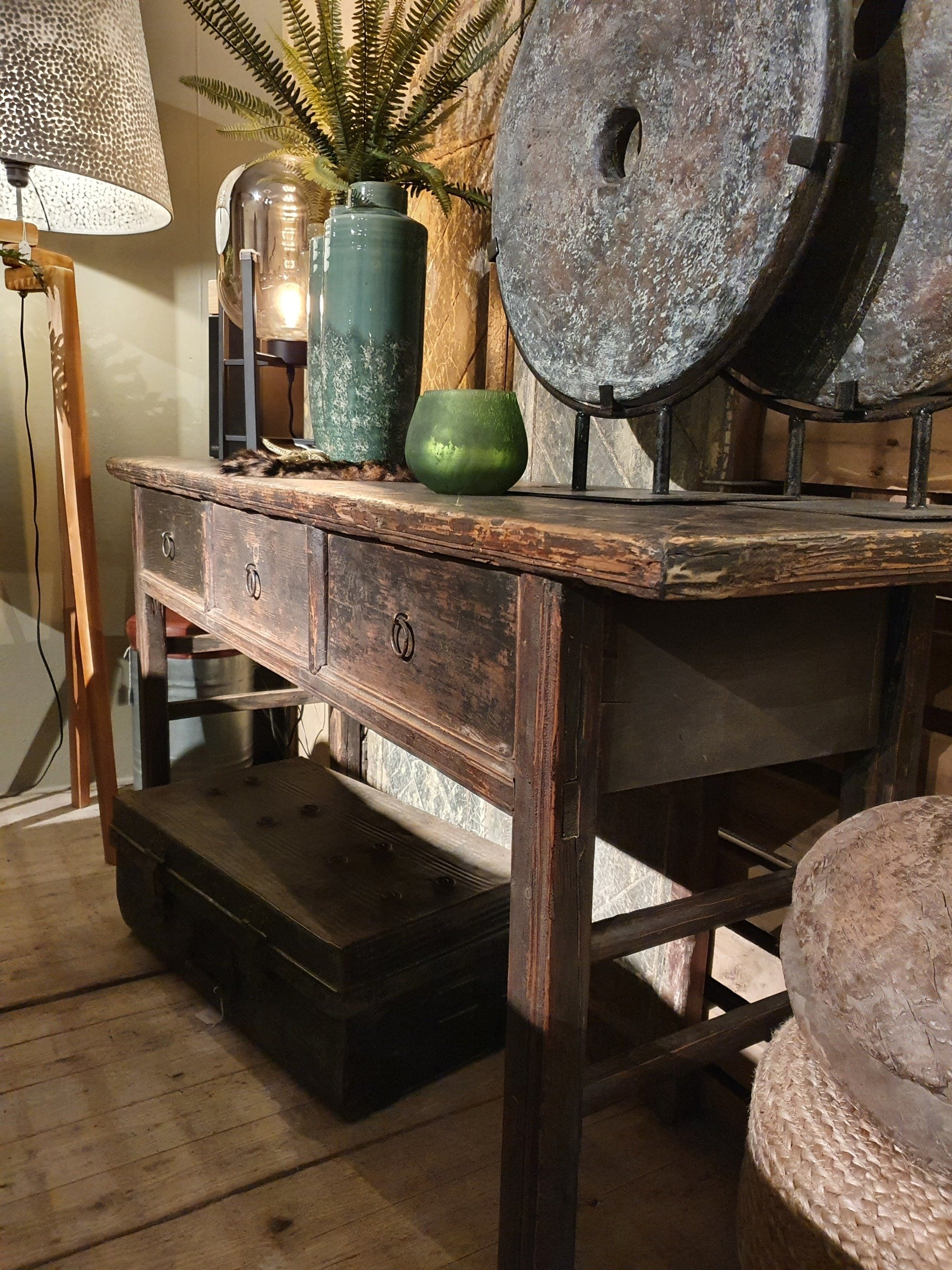 Originele oude wandtafel met 3 lades, Chinees Elm hout zwart