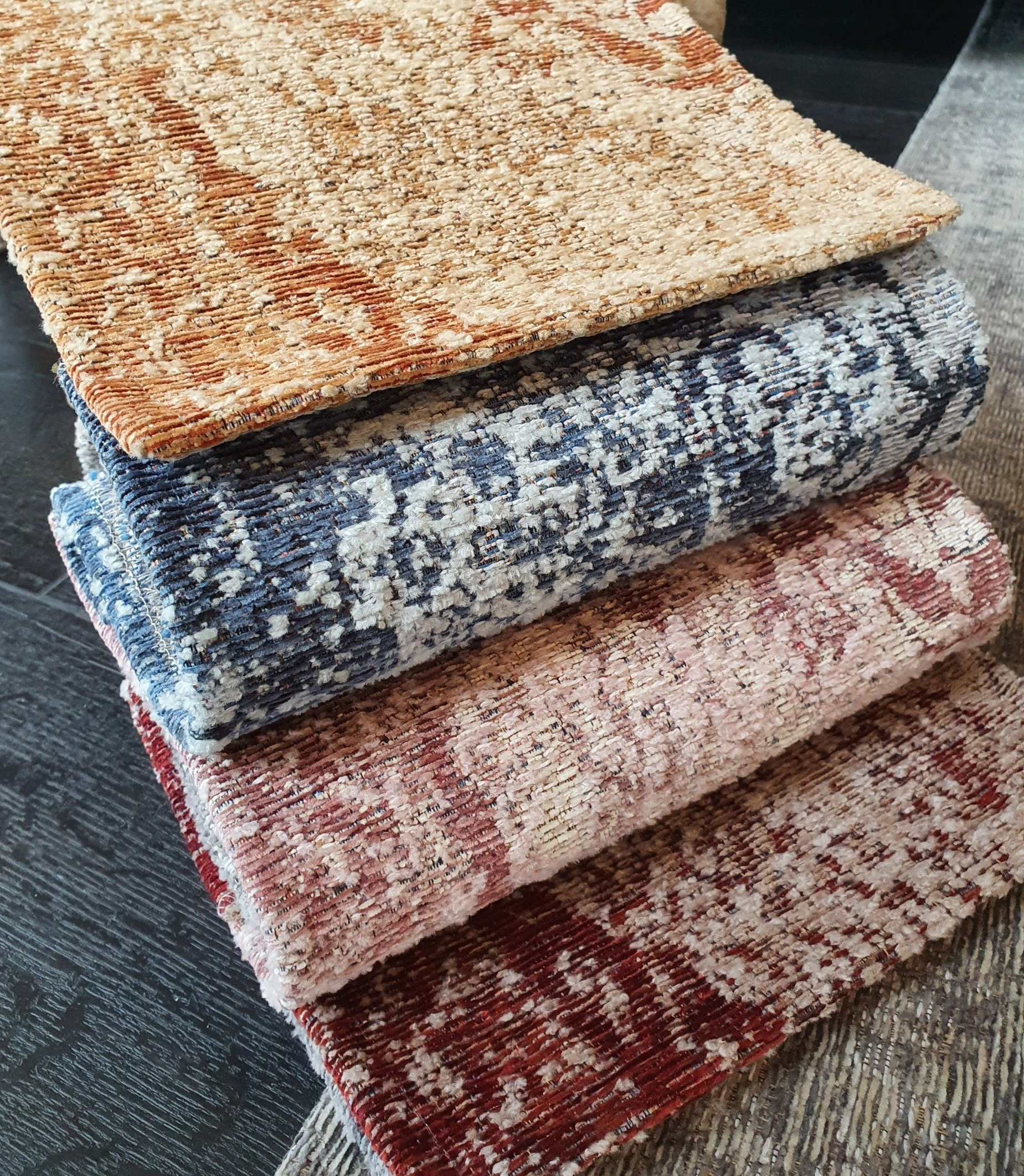 Vintage laagpolig vloerkleed, oranje blauw roze rood