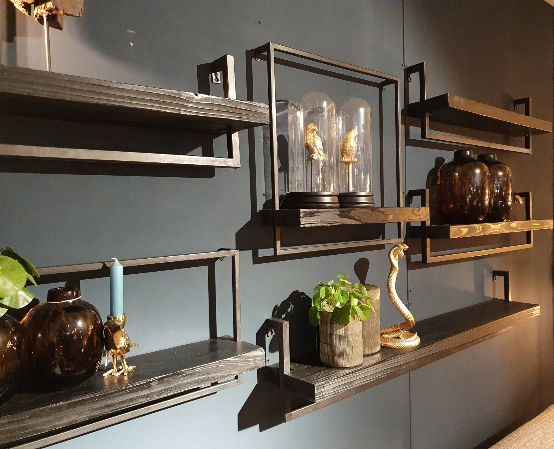 wandrek rechthoek zwart hout metaal