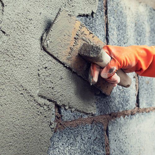 enfoscado de cemento para rehabilitar fachada en castro urdiales