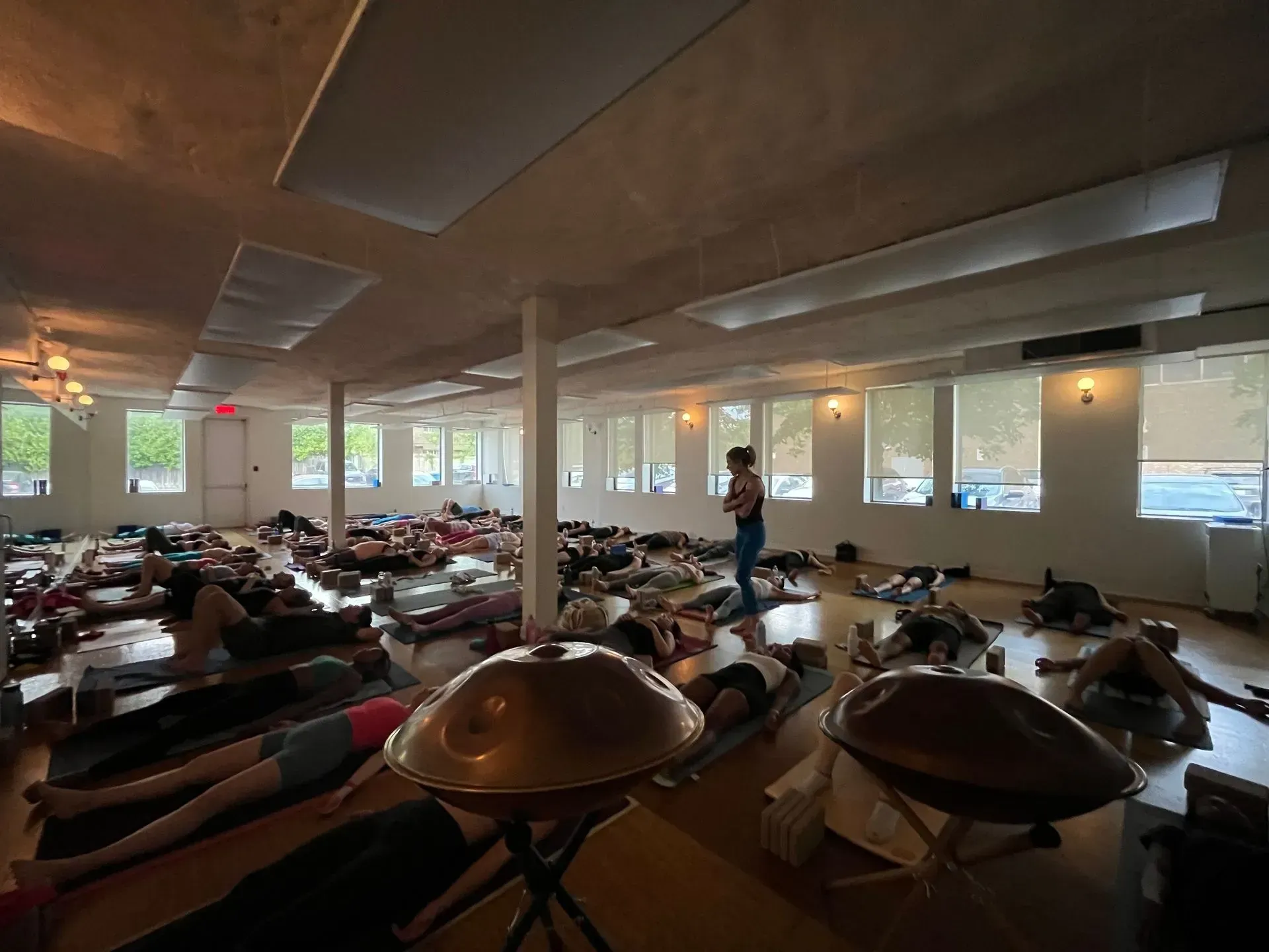 Handpan soundbath yoga
