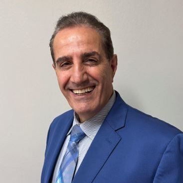 headshot of Samy Alex Husseini