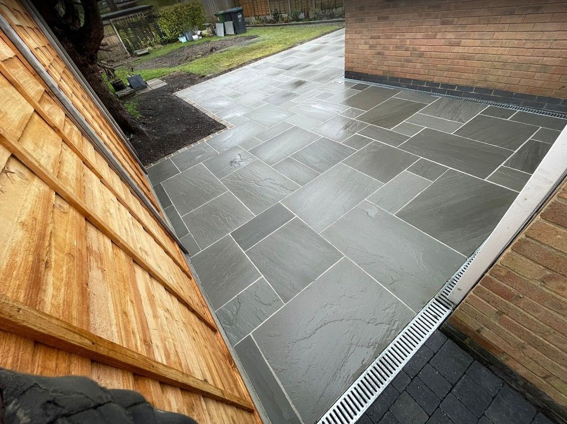 New sandstone paving patio in Binley Woods, Coventry