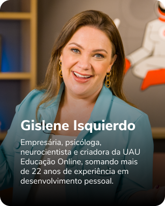 Uma mulher de jaqueta azul está sorrindo para a câmera