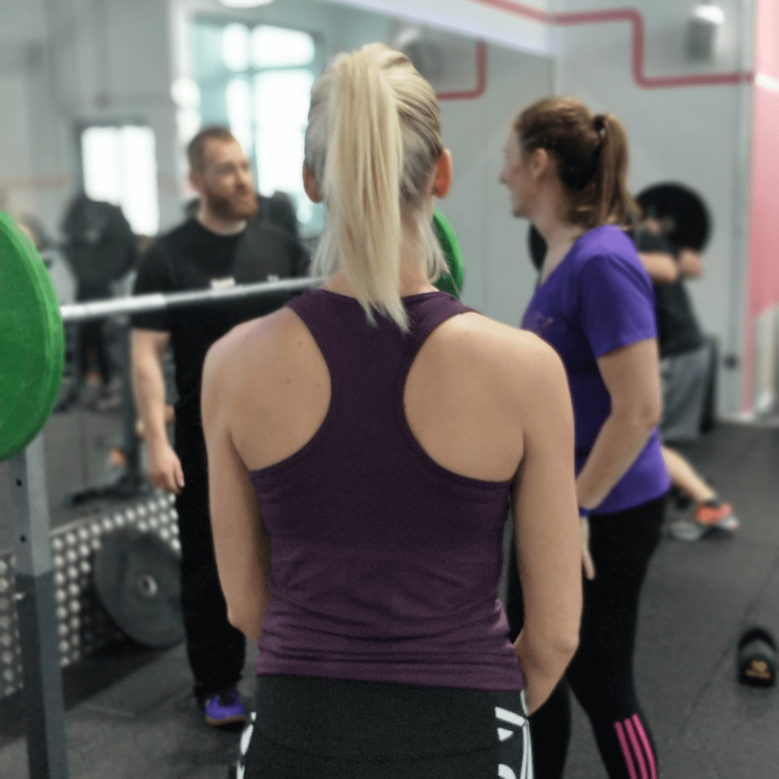 Glasgow personal trainer coaching clients
