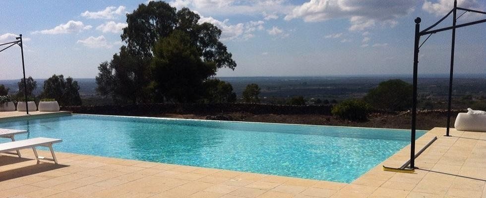 Piscina con panorama