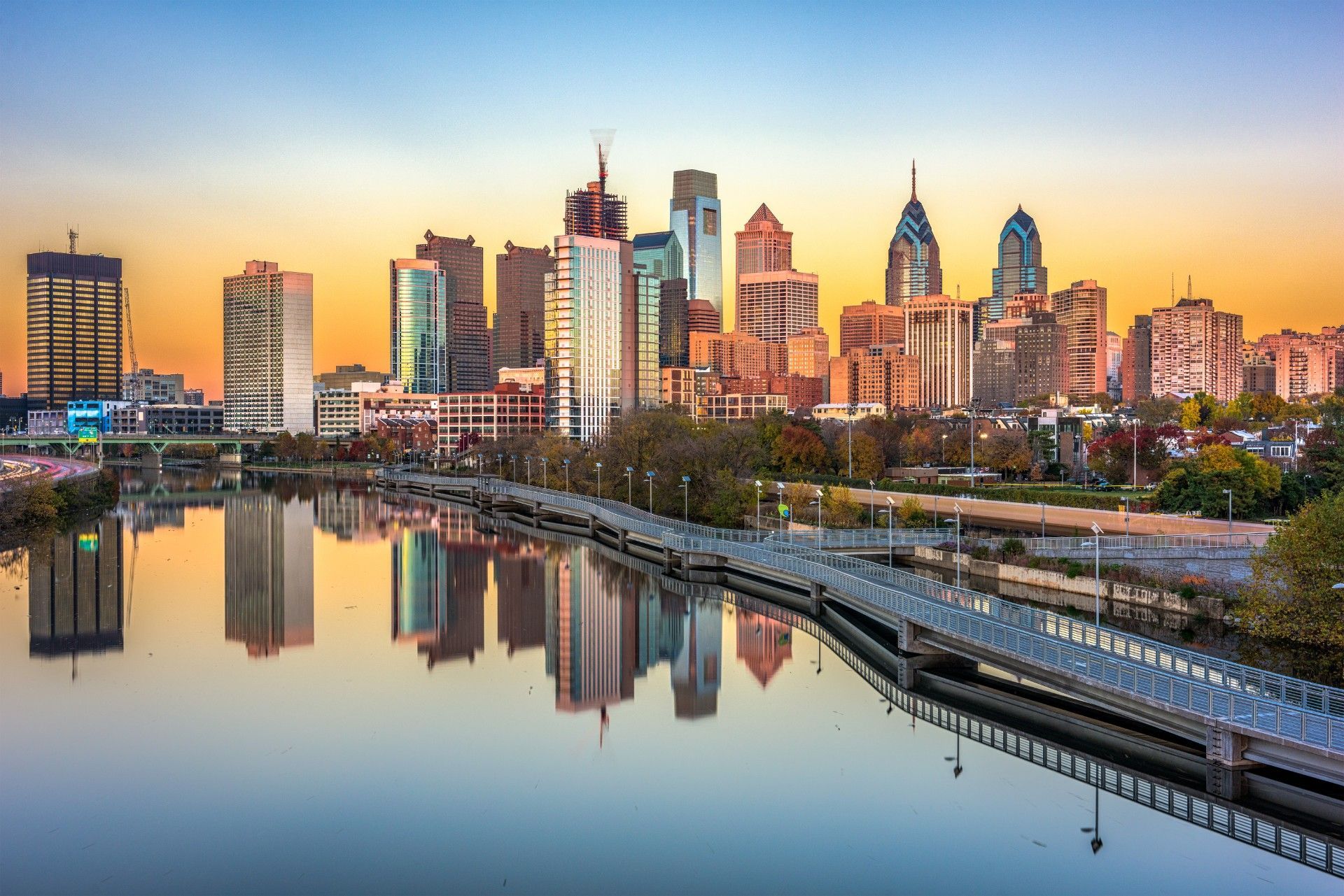 skyline of Philadelphia at sunset