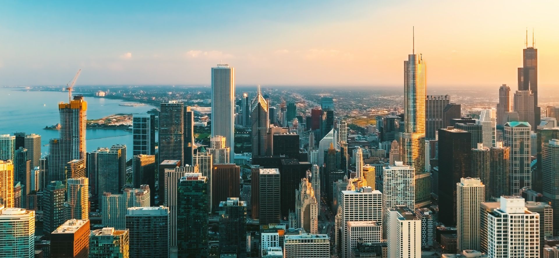 skyline of Chicago, Illinois at sunset