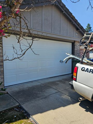 new residential garage door installation sacramento
