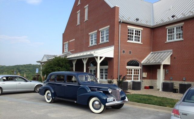 Dine in Style at Canterbury Hill Winery & Restaurant in Holts Summit, MO. We Host Private Events.