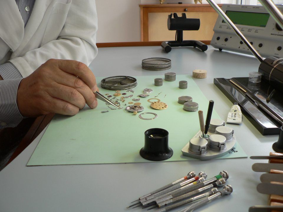 orologio smontato